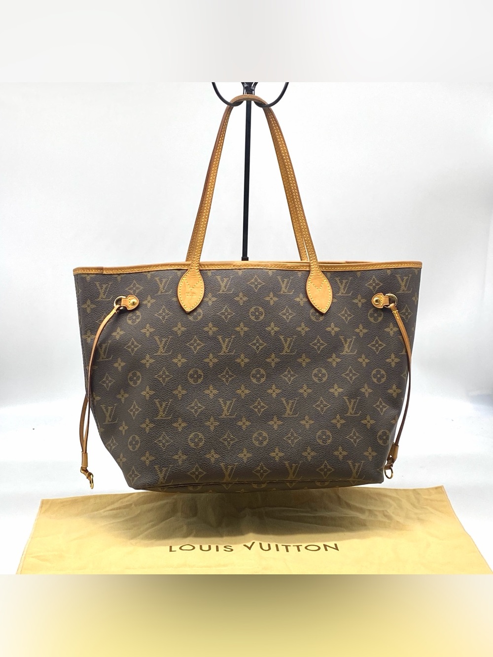Louis Vuitton Monogram Neverfull Classic Leather Tote Bag MM Initials